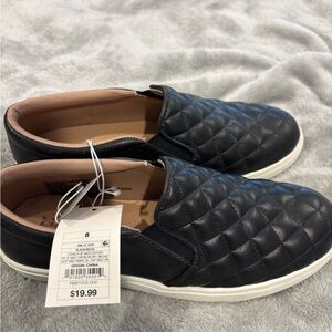 Black Quilted Slip-On women’s Shoes